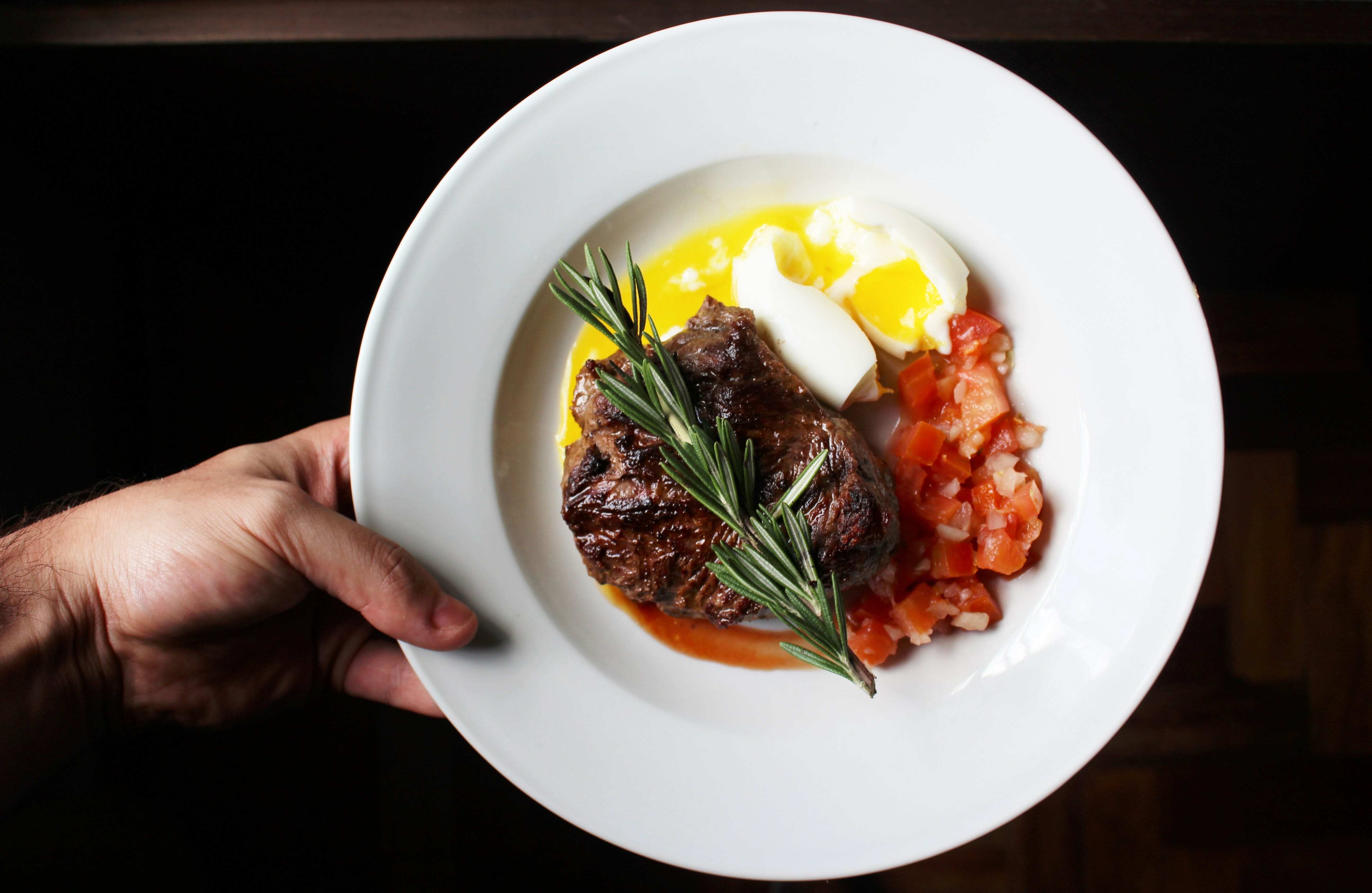 steak-eggs-veggies