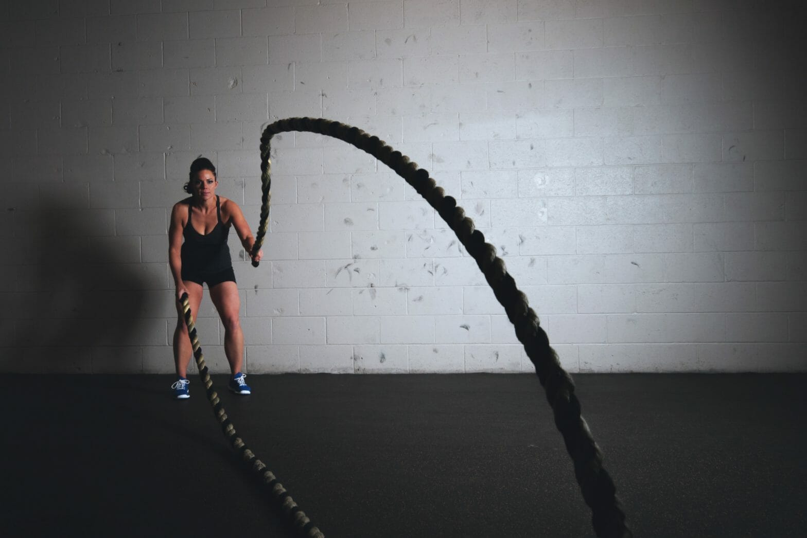 woman-doing-rope-work-1568x1046